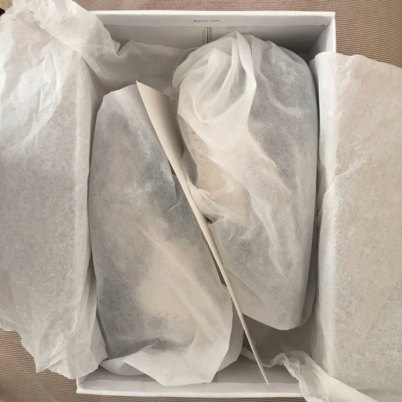 HP ✨ Jeffrey Campbell Black and Nude Berni II Pump - Picture 7 of 8